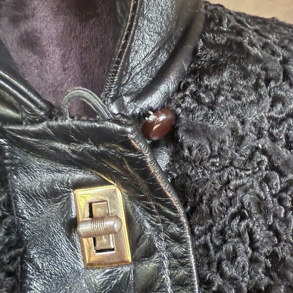 Vintage Carl W. Herrmann Persian Lamb Fur Coat w/ Leather Trim & Brass Hardware - Picture 3 of 16